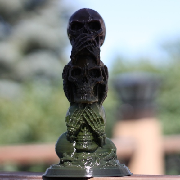 Skull statue - Picture 9 of 16